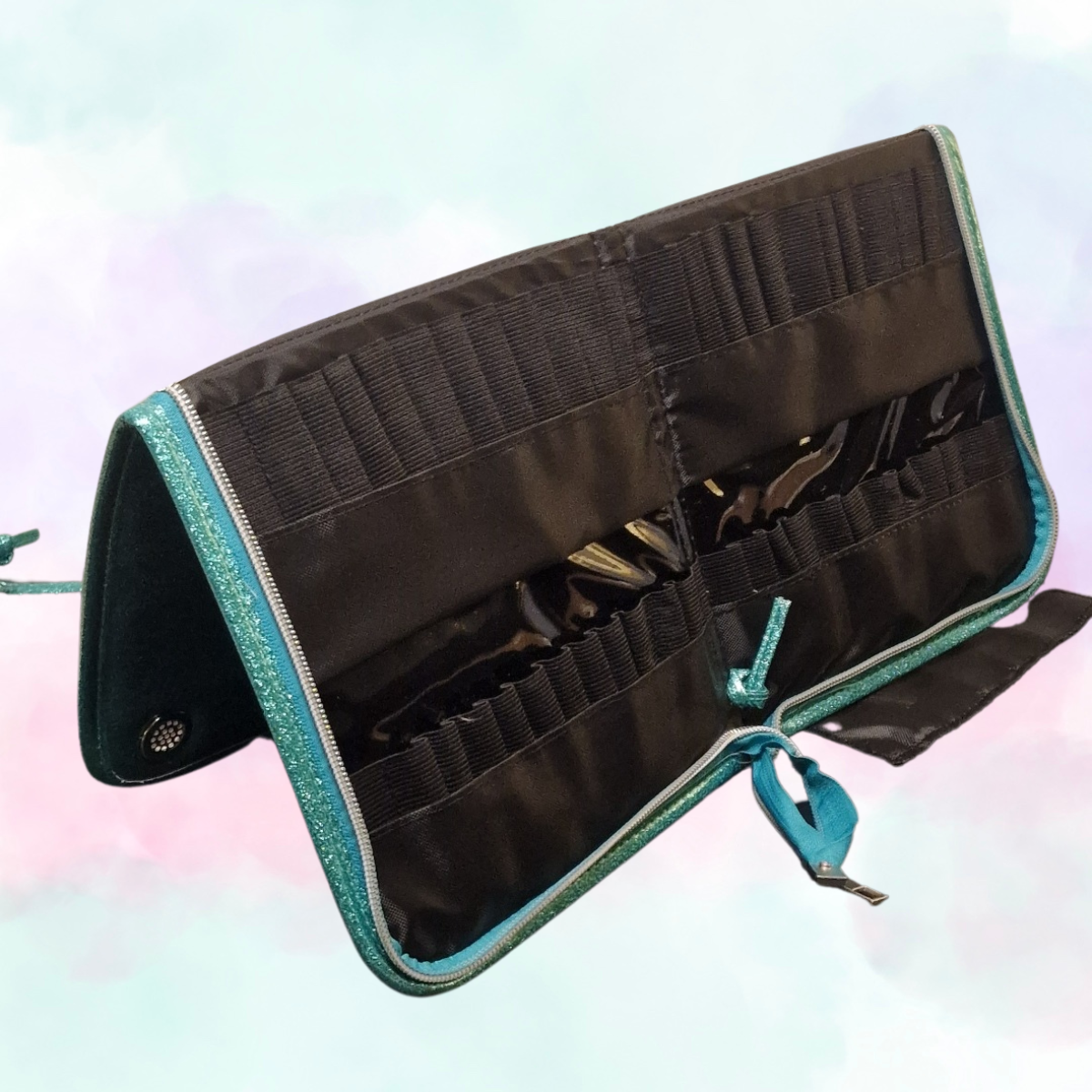 Foldable Double Row Brush Wallet