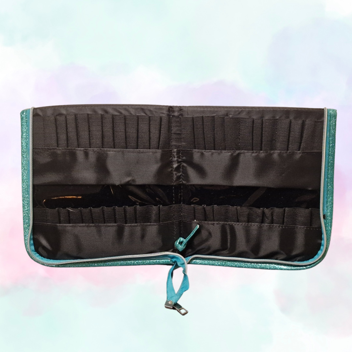 Foldable Double Row Brush Wallet