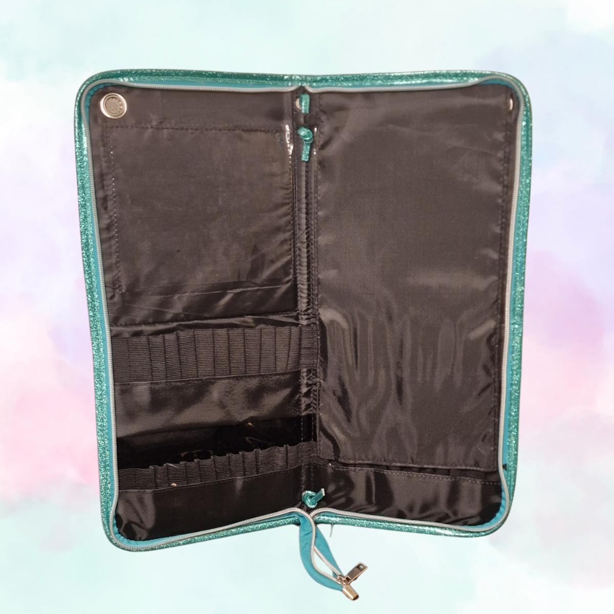 Foldable Double Row Brush Wallet